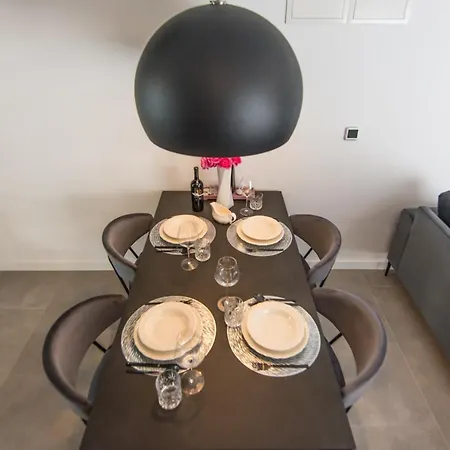 Luxury Maci *